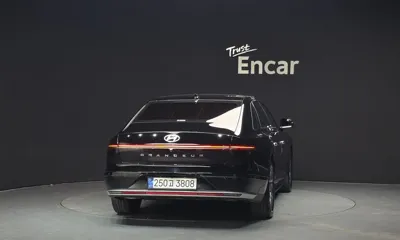 Hyundai Grandeur 2025, 7334 км, за 44440000 KRW
