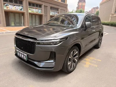 Li Auto Li ONE · 2022 год