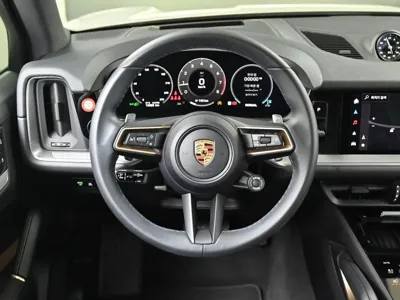 Porsche Cayenne 2024, 14090 км, за 125000000 KRW - фото 13