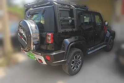 BAIC Off-Road BJ40 2020, 27000 км, за 88081.29 CNY - фото 6