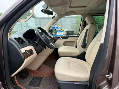 Volkswagen Multivan 2013, 160000 км, за 78800 CNY