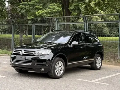 Volkswagen Touareg · 2015 год