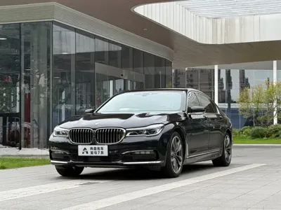 BMW 7 Series · 2016 год