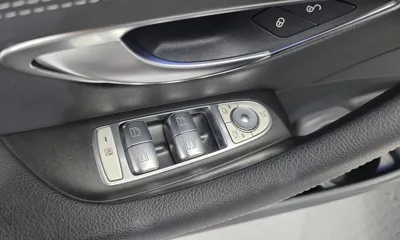 Mercedes-Benz E-Class 2021, 53992 км, за 36000000 KRW - фото 27