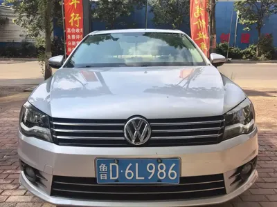 Volkswagen Bora 2014, 80000 км, за 16800 CNY
