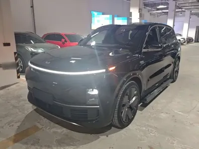 Li Auto Li L9 · 2025 год