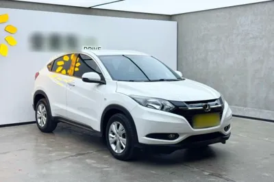 Honda Vezel 2017, 89100 км, за 65138.14 CNY