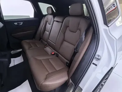 Volvo XC60 2024, 27000 км, за 178800 CNY - фото 13