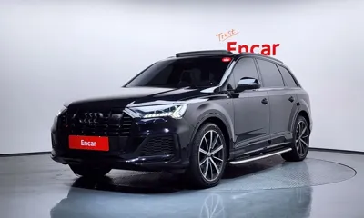 Audi Q7 · 2021 год