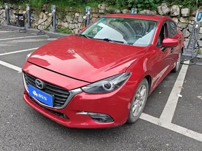 Mazda 3 Axela · 2018 год