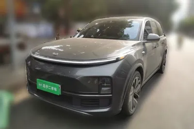 Li Auto L9 · 2024 год