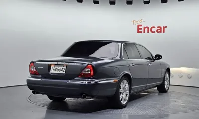 Jaguar XJ-8 2006, 211230 км, за 11900000 KRW