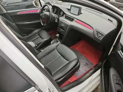 Peugeot 308 2014, 50000 км, за 18800 CNY