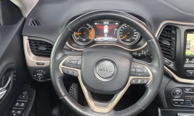 Jeep Cherokee 2015, 142496 км, за 6500000 KRW - фото 13
