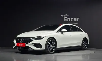 Mercedes-Benz EQE · 2023 год