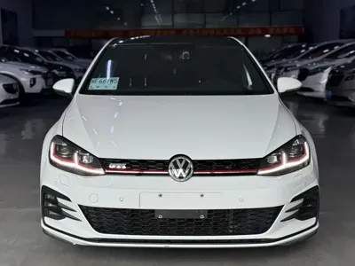 Volkswagen Golf GTI 2018, 110000 км, за 96800 CNY