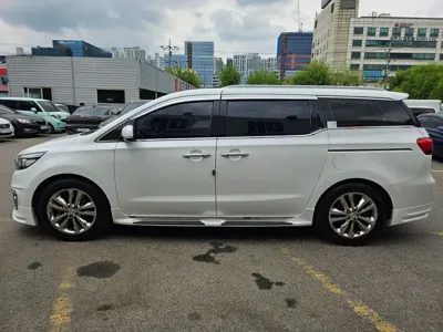 Kia Canival 2015, 227513 км, за 7400000 KRW