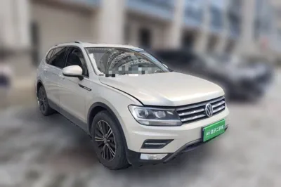 Volkswagen Tiguan L 2021, 86000 км, за 89778.13 CNY