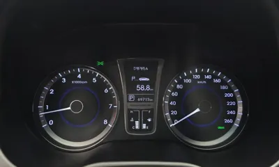Hyundai Grandeur 2011, 69713 км, за 4400000 KRW - фото 8