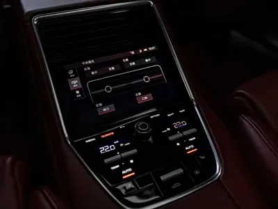 Porsche Panamera 2022, 65000 км, за 628000 CNY - фото 15