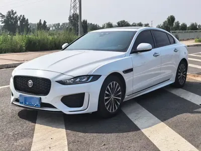 Jaguar XEL · 2020 год