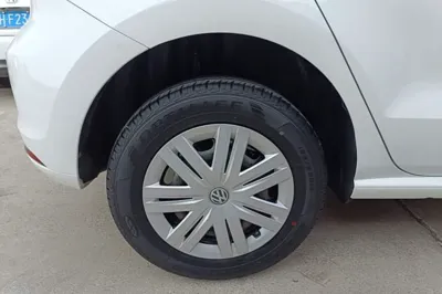 Volkswagen Polo 2016, 48900 км, за 37148.98 CNY - фото 16
