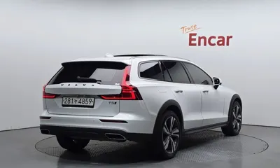 Volvo V60 2020, 48792 км, за 29850000 KRW - фото 2