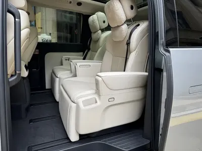 Li Auto Li MEGA 2025, 57000 км, за 455800 CNY - фото 6