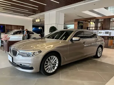 BMW 5 Series · 2018 год