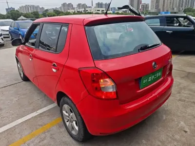 Skoda Fabia 2015, 94600 км, за 19900 CNY - фото 5