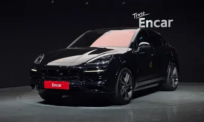 Porsche Cayenne · 2023 год