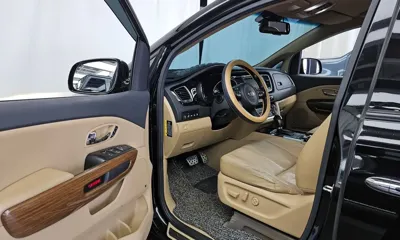 Kia Canival 2018, 181857 км, за 14500000 KRW - фото 10