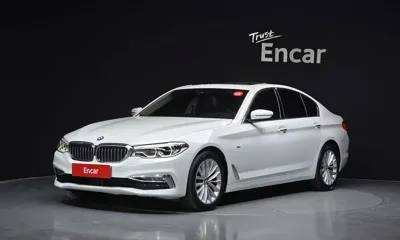BMW 5-Series · 2018 год