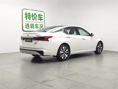 Nissan Teana 2022, 22300 км, за 71800 CNY