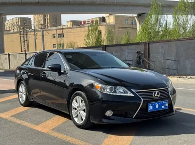 Lexus ES 2013, 157000 км, за 59800 CNY