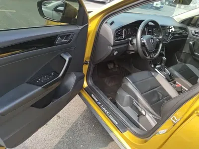 Volkswagen T-Roc 2018, 113699 км, за 44800 CNY - фото 16
