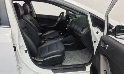 Kia K3 2014, 95945 км, за 6300000 KRW - фото 11