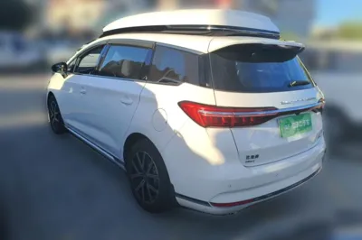 BYD Song MAX New Energy 2022, 73200 км, за 80725.89 CNY