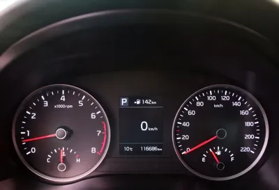 Kia Stonic 2019, 116685 км, за 9990000 KRW - фото 13