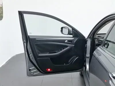Bestune B70 2014, 95399 км, за 12500 CNY - фото 8