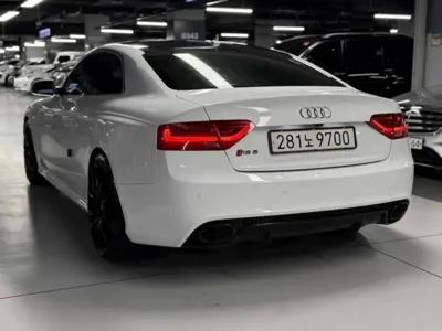 Audi RS5 2013, 158615 км, за 19890000 KRW