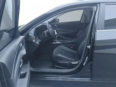 Hyundai Elantra 2021, 27799 км, за 59000 CNY - фото 9