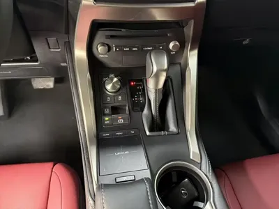 Lexus NX 2019, 68000 км, за 159900 CNY - фото 15