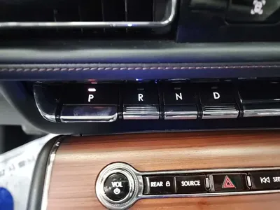 Lincoln Aviator 2020, 107607 км, за 42990000 KRW - фото 8