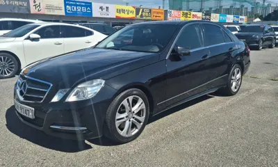 Mercedes-Benz E-Class · 2011 год