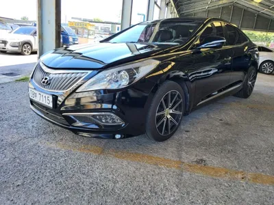 Hyundai Grandeur · 2015 год