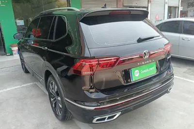 Volkswagen Tiguan L 2022, 122200 км, за 104674.45 CNY