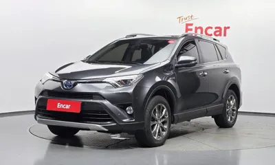 Toyota RAV4 · 2017 год