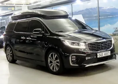 Kia Canival · 2019 год