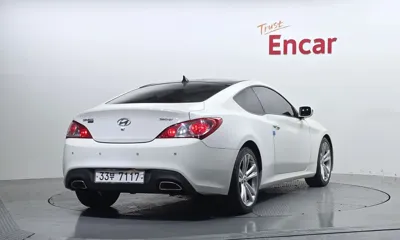 Hyundai Genesis 2009, 159243 км, за 3100000 KRW